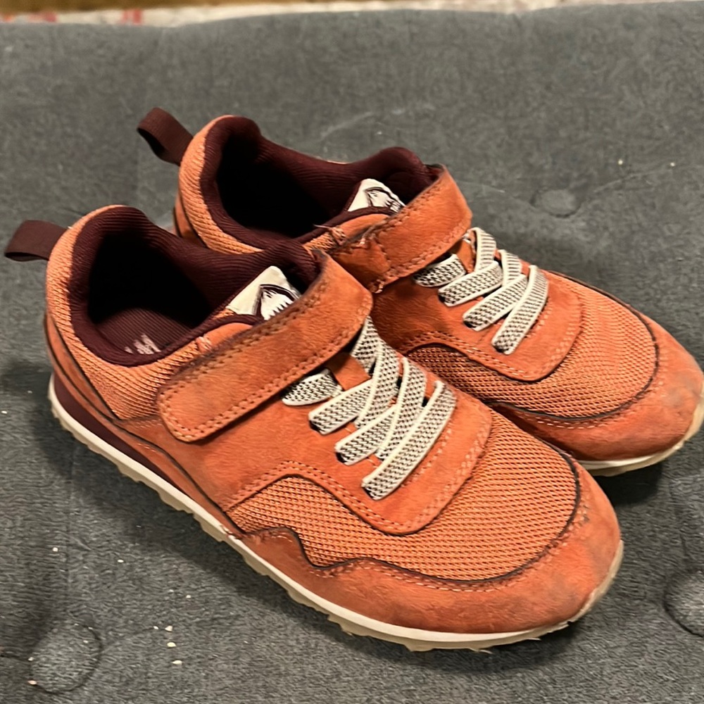 Kids sneakers, size 13
